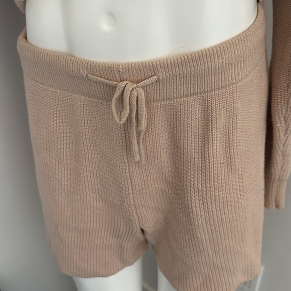 Women’s Comfy Set - Picture 3 of 3